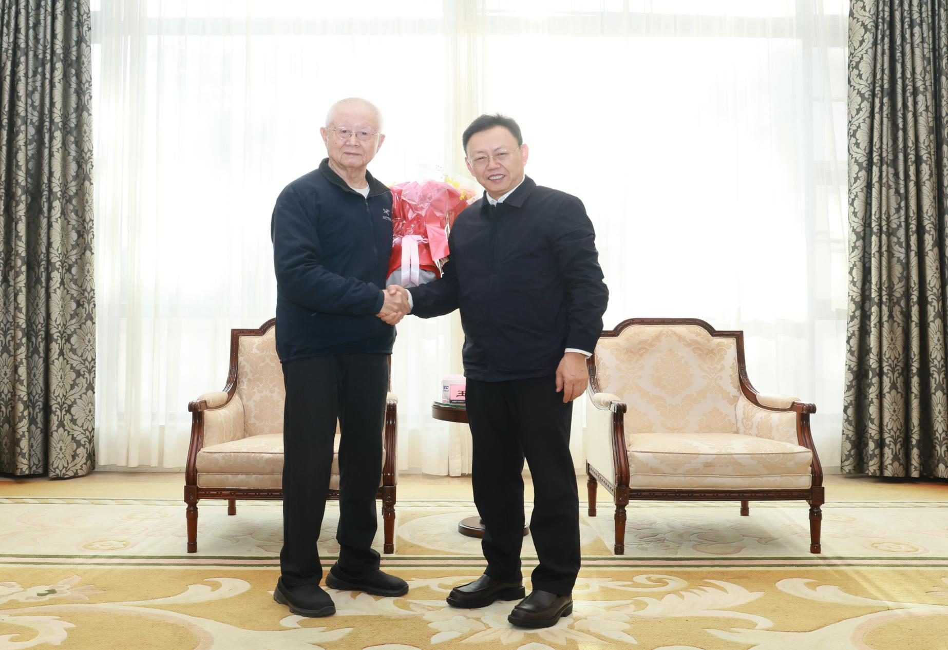 张玉卓、、、国资、、、央企、、、国资委、、、书记、、、主任、、、国企、、、企业刷新